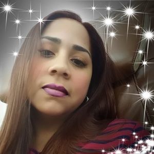 Meet your Posher, Raquel